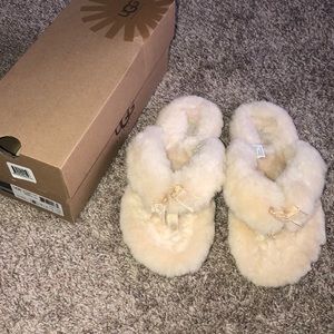 Ugg Flip Flops Tan Sz. 8